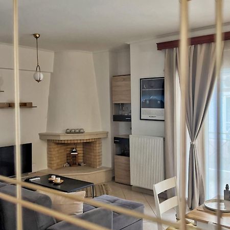 Appartamento H&H Cozy Retreat Pireo Esterno foto